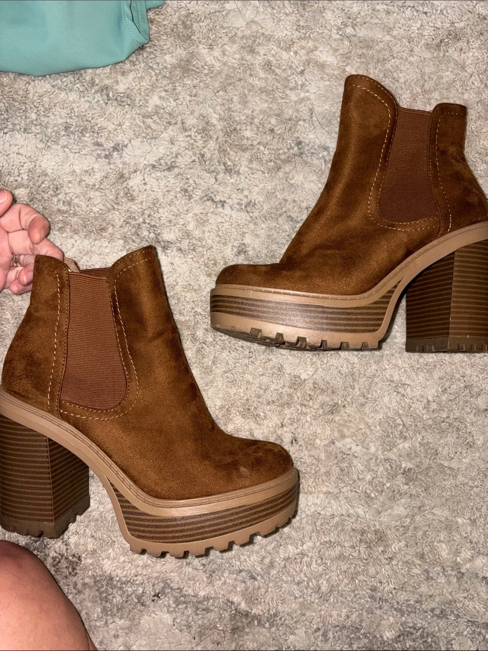 OFFERS OPEN! Women’s Brown Suede Platform Chelsea Boots size 7